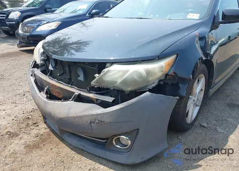2012 Toyota Camry Se z USA, uszkodzony, nr VIN 4T1BF1FK4CU574695